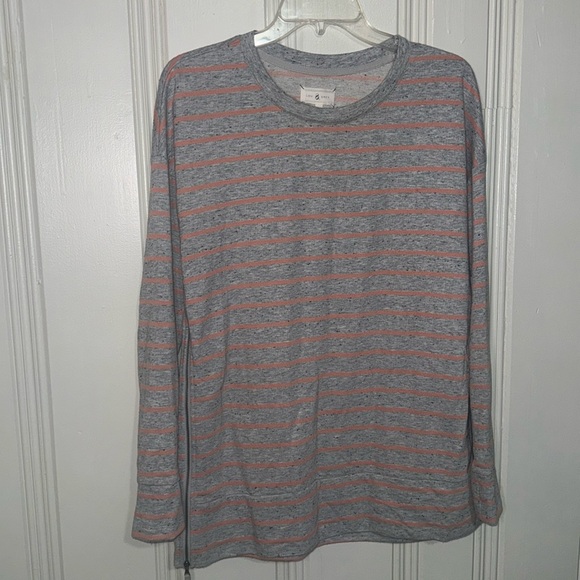 Gray and Peach Top by Lou & Grey Size Small - Picture 1 of 7